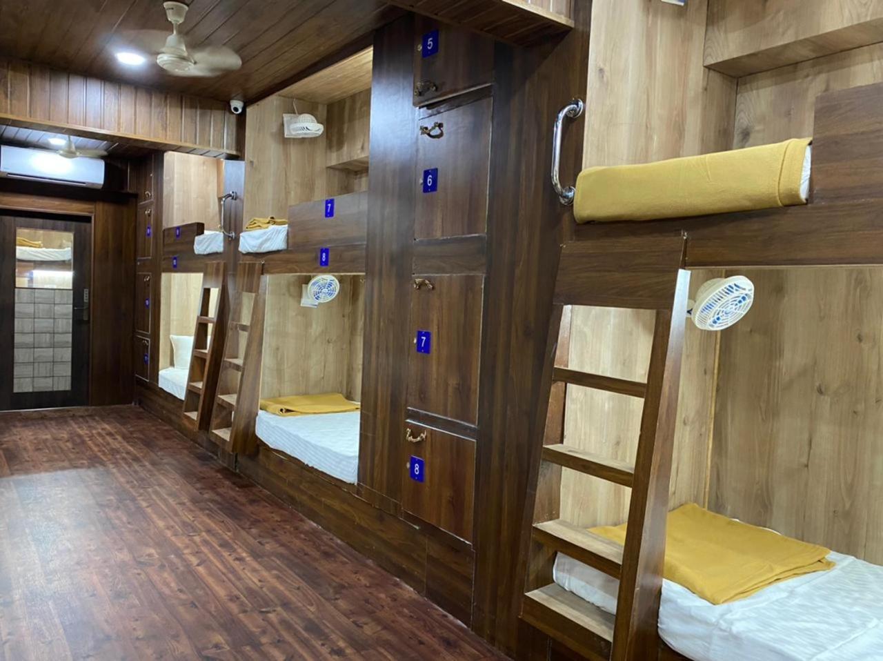 City Stay Deluxe Ac Dormitory Madgao Buitenkant foto
