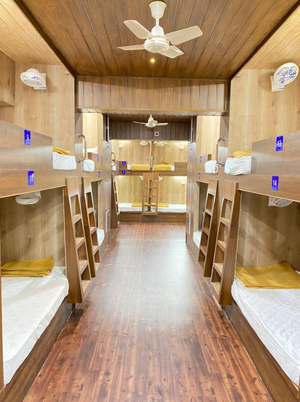 City Stay Deluxe Ac Dormitory Madgao Buitenkant foto